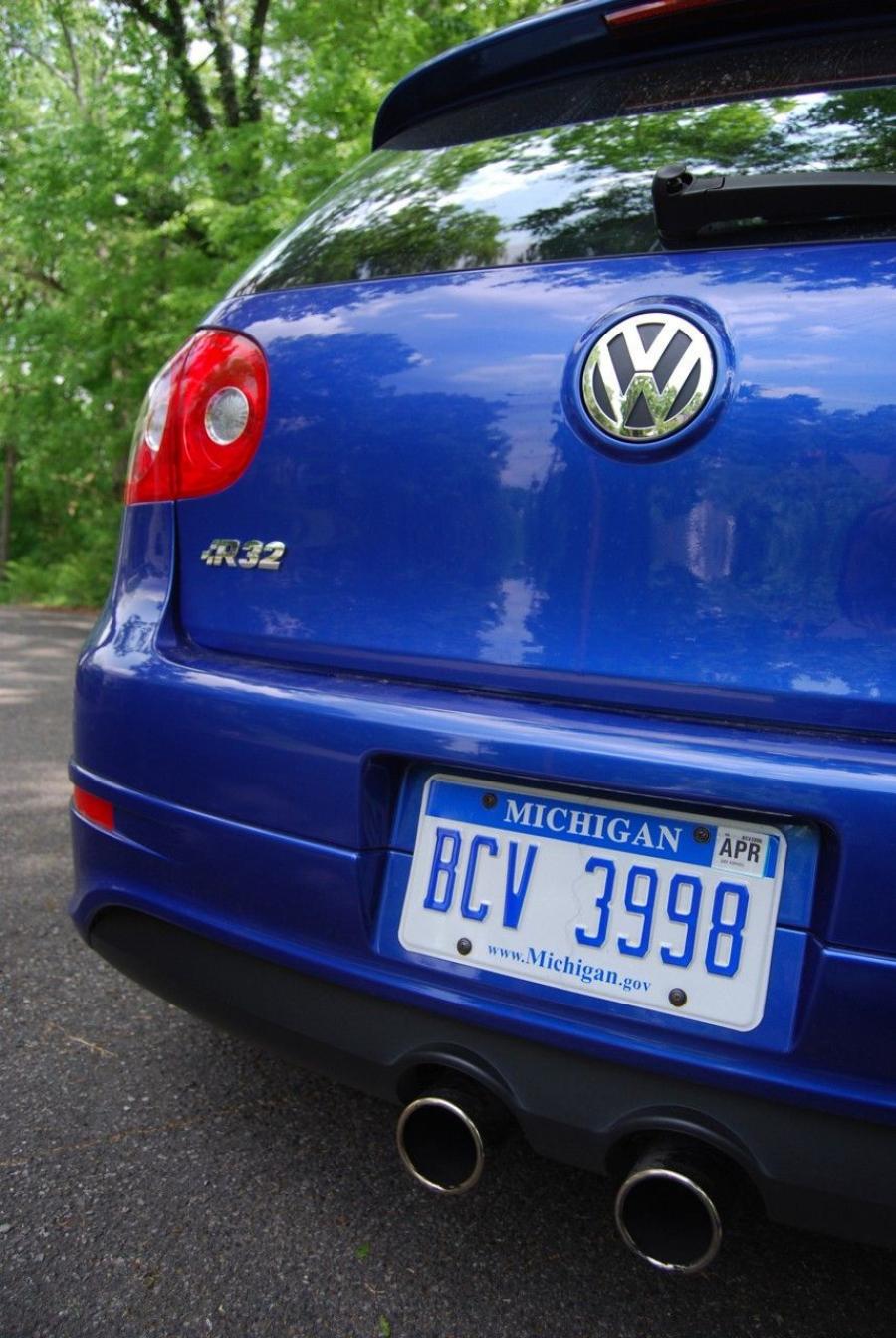  Volkswagen Golf R32 2008 года  (фото 44 из 62)